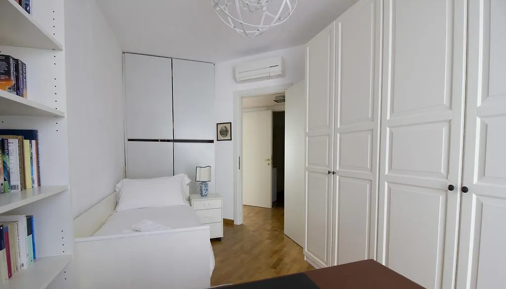 Italianway-Pizzolpasso Apartment Milan